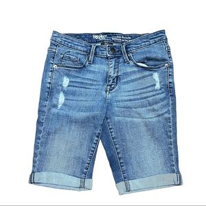 Mossimo Womens Bermuda Short, Blue Denim, Size 2R.